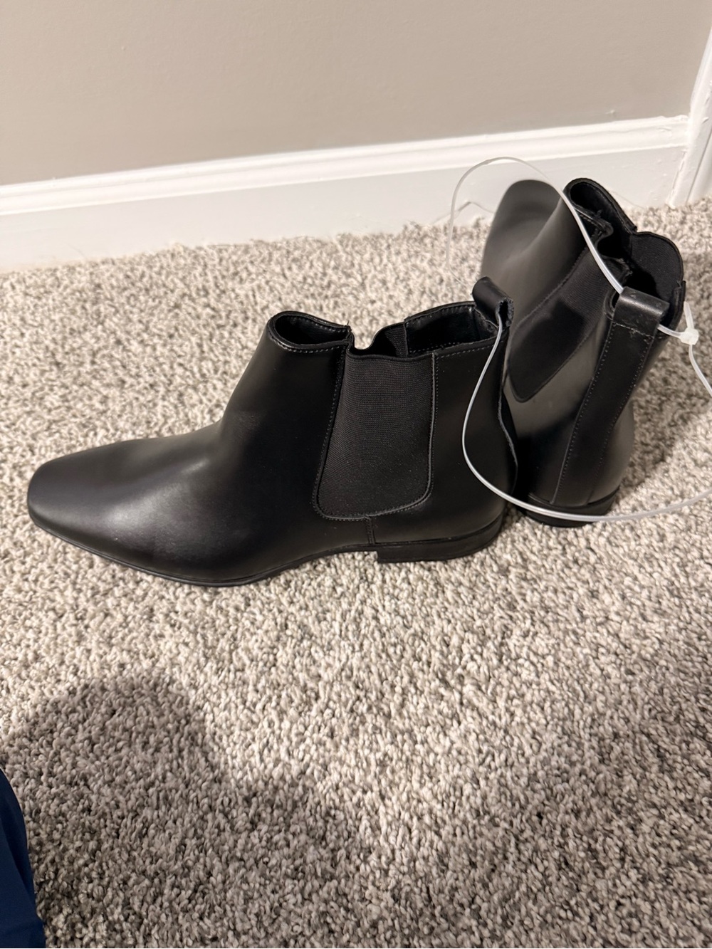 Calvin Klein Men's Black Chelsea Boots - Picture 6 of 6